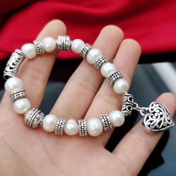 Zinc Alloy Freshwater Pearl Antique Fish Bracelet with elastic cord."siz… - Picture 7 of 16